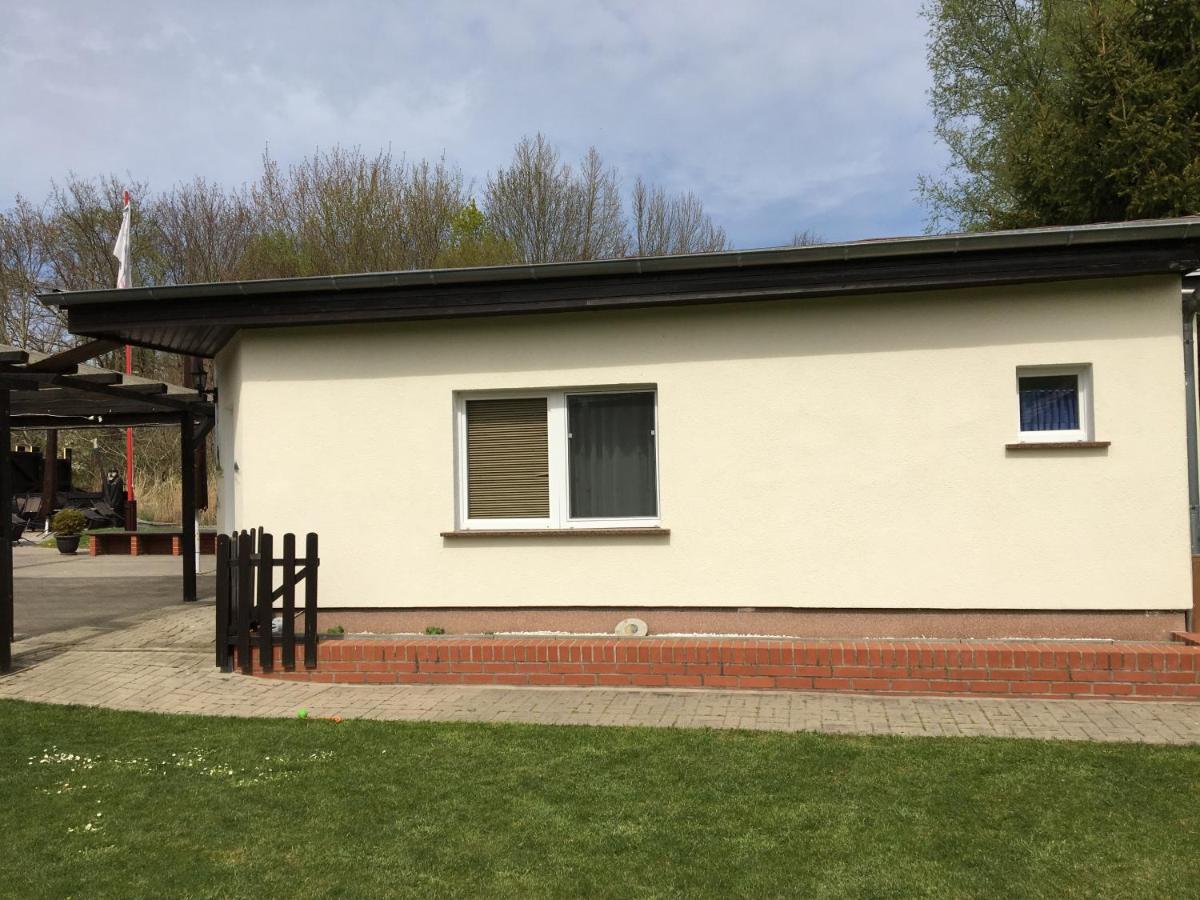 Neubukow Schoener Ferienbungalow Umgeben Von Natur Und Nicht Weit Zur Ostsee מראה חיצוני תמונה
